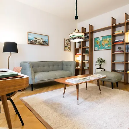 Luxury Flat Next To Train Station Appartement