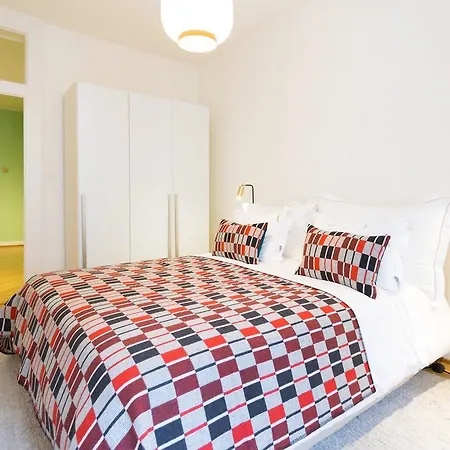 Appartement Luxury Flat Next To Train Station